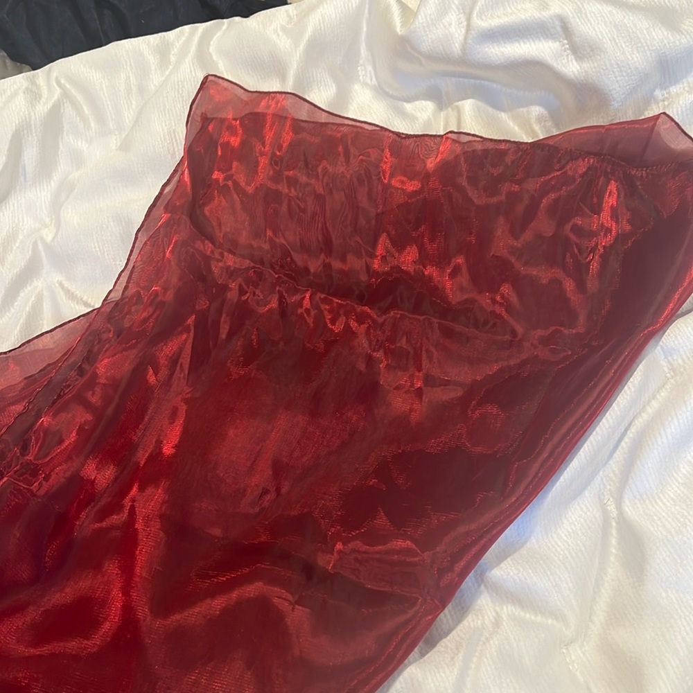 Deep red shoulder wrap